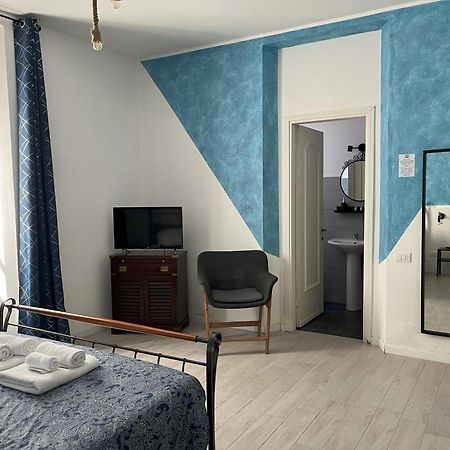 B&B Red House Garlate Kültér fotó