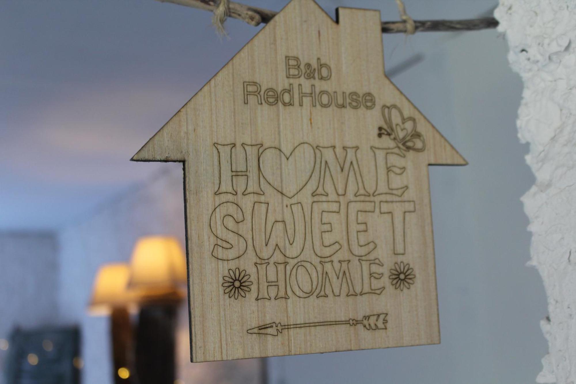 B&B Red House Garlate Kültér fotó